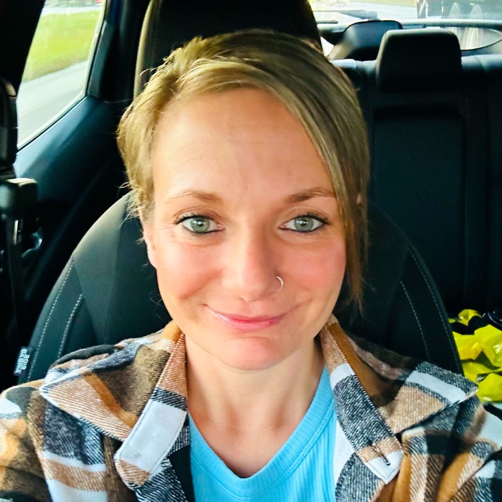 Meet your Posher, Amber